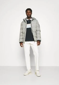 Pier One Prix Avantageux Polo t-shirts col polo homme -Promos Pier One Boutique 0045fa8b533544b6a028f5a0bcdcc6d9