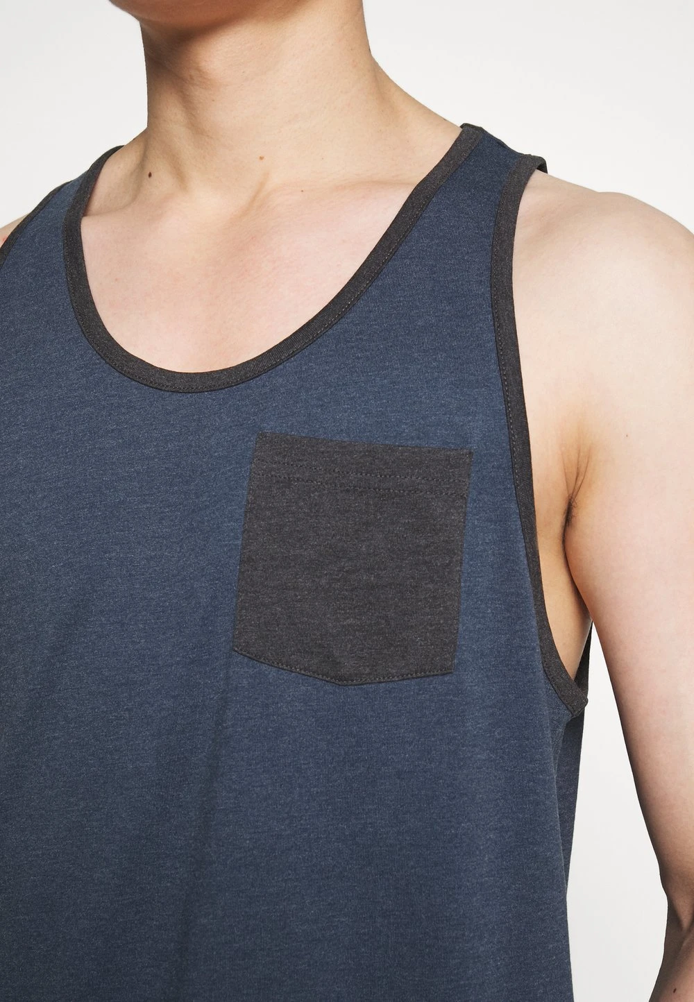 Pier One Prix Exclusifs Débardeur t-shirts & polos encolure large ronde homme 8 Pier One Prix Exclusifs Débardeur t-shirts & polos encolure large ronde homme – Image 6