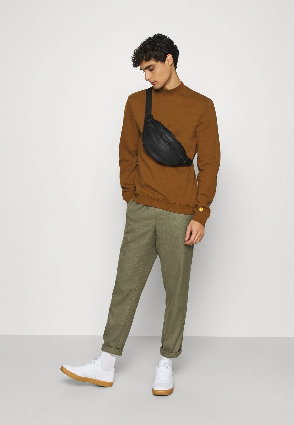 Prix Légers Pier One Sweatshirt pulls et gilets col officier homme 4 Prix Légers Pier One Sweatshirt pulls et gilets col officier homme – Image 2