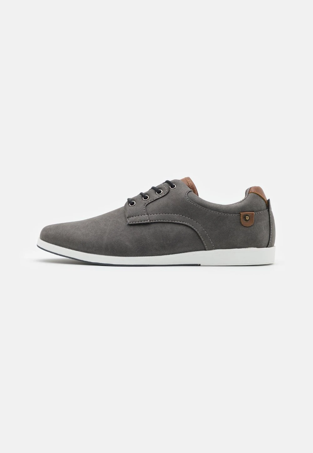 Prix Malin Pier One Chaussures à lacets derbies, richelieus & chaussures bateau rond homme 10 Prix Malin Pier One Chaussures à lacets derbies, richelieus & chaussures bateau rond homme – Image 8