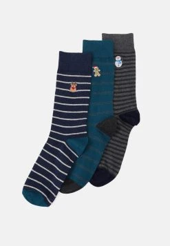 Pier One 3 PACK - Chaussettes 50% Off De Vente sous-vêtements chin&eacute; homme -Promos Pier One Boutique 09fbf12c24894d5d827d626ce5ecf8db