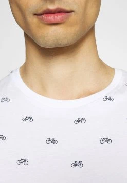 Pier One Pas Cher T-shirt imprimé t-shirts col rond homme 16 Pier One Pas Cher T-shirt imprimé t-shirts col rond homme -Promos Pier One Boutique 0a9840b5875c4df99a3c95a6a2802caa