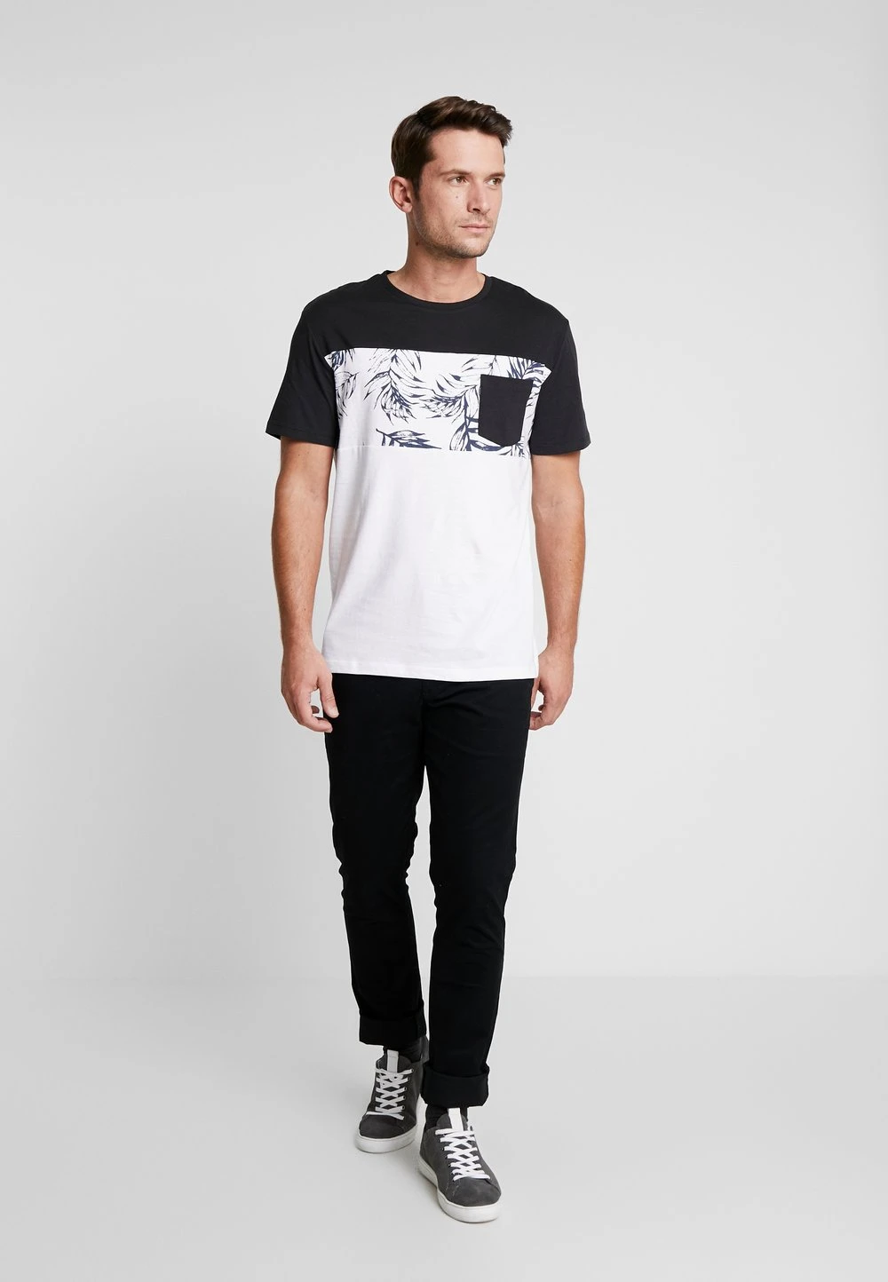 Assurance De l’Authenticité Pier One T-shirt imprimé t-shirts & polos col rond homme 4 Assurance De l’Authenticité Pier One T-shirt imprimé t-shirts & polos col rond homme – Image 2