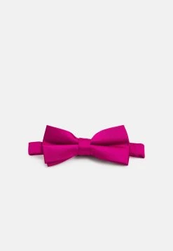 En Remise Pier One Noeud papillon cravates et accessoires de costume couleur unie homme 9 En Remise Pier One Noeud papillon cravates et accessoires de costume couleur unie homme -Promos Pier One Boutique 0c5d2ae7e1ba4887abea33e0b970cb6b