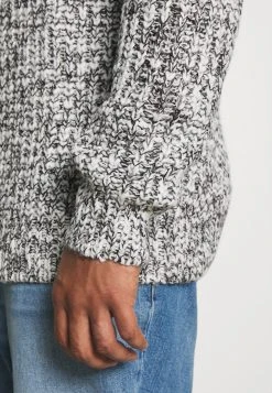 Pier One Prix Sacrifiés Pullover pulls et gilets col rond homme 11 Pier One Prix Sacrifiés Pullover pulls et gilets col rond homme -Promos Pier One Boutique 0efcfa01f32444e8b9355016e4168504