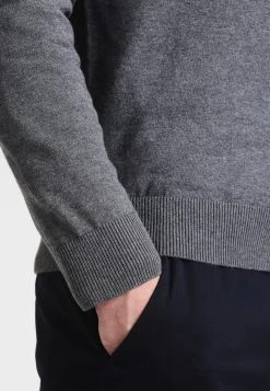 Prix Acceptable Pier One Gilet pulls et gilets col en v homme 16 Prix Acceptable Pier One Gilet pulls et gilets col en v homme -Promos Pier One Boutique 1248d35da7cb41e3bdbc2fab1f01cdef