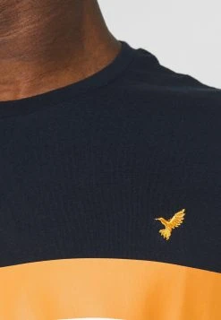 Authentique 100% Pier One T-shirt imprimé t-shirts col rond homme -Promos Pier One Boutique 13b929fb7dca445abb05d787a330c3e6