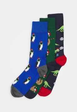 En Remise Pier One XMAS GIFT BOX 3 PACK - Chaussettes sous-vêtements & chaussettes chiné homme 14 En Remise Pier One XMAS GIFT BOX 3 PACK - Chaussettes sous-vêtements & chaussettes chiné homme -Promos Pier One Boutique 13ea9cbc93924077b56202ad0627b91c 2
