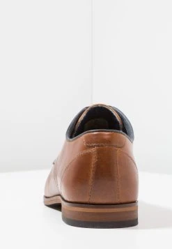 Soldes Pier One LEATHER - Derbies & Richelieus chaussures de ville rond homme 11 Soldes Pier One LEATHER - Derbies & Richelieus chaussures de ville rond homme -Promos Pier One Boutique 1487673134cc4290981e50fbf5f41e0b