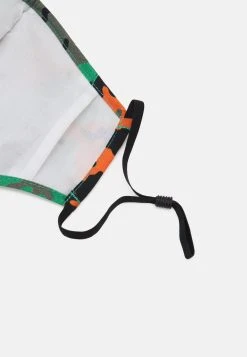 Pier One Prix Jamais Vus 3 PACK UNISEX - Masque en tissu masques camouflage -Promos Pier One Boutique 14e7d2c86c824796864a68eeebe96e20