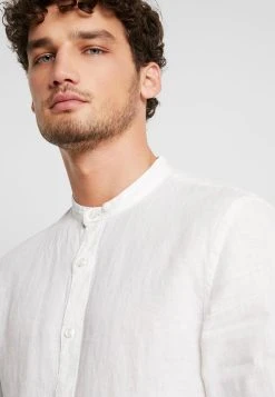 Pier One Chemise Prix Ourlé chemises col mao homme -Promos Pier One Boutique 153ed920a931413bb12f661a315db7fb