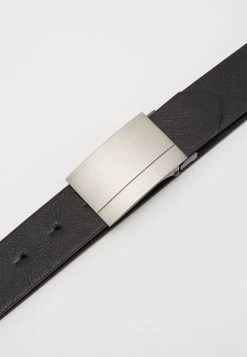 Pier One Ceinture Se Vend Bas Prix ceintures boucle de ceinture homme -Promos Pier One Boutique 16d7c146d11740aebf572fbb5d4c24a3