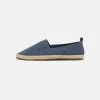 Prix Incroyables Pier One RENA ESPADRILLE UNISEX - Espadrilles chaussures basses rond -Promos Pier One Boutique 193c44c608dd41308bc13cc0b97db943 5