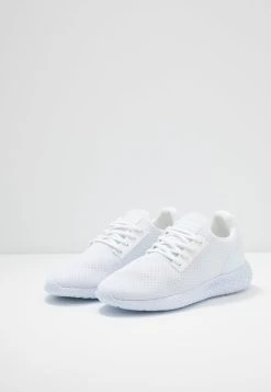 Pier One UNISEX - Baskets basses Prix Refroidis sneakers rond homme -Promos Pier One Boutique 1abd2eb89d1c4f2ab09ba09e4942cbf5