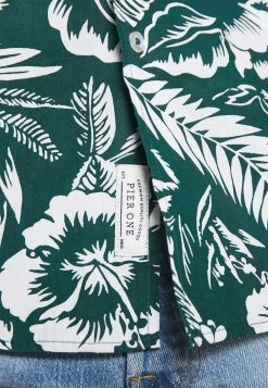 Pier One Chemise Vendre chemises col revers homme 14 Pier One Chemise Vendre chemises col revers homme -Promos Pier One Boutique 1b736e4c2c28479daff8886dcc624f72