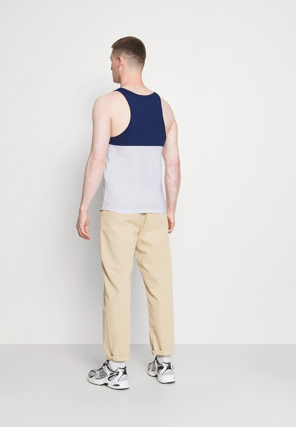 Pier One Débardeur Prix Incroyables t-shirts encolure large ronde homme 5 Pier One Débardeur Prix Incroyables t-shirts encolure large ronde homme – Image 3