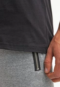 Pier One Petit Prix Débardeur t-shirts & polos encolure large ronde homme -Promos Pier One Boutique 1e529ed1004d4abab9ac490396ea5f81