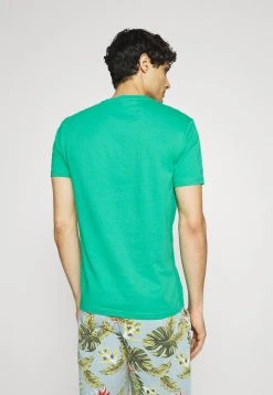 Prix Réduit Pier One 2 PACK - T-shirt basique t-shirts col rond homme 11 Prix Réduit Pier One 2 PACK - T-shirt basique t-shirts col rond homme -Promos Pier One Boutique 1f6bfe19aad747de9172aade26536368