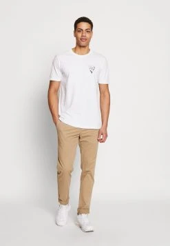 Pier One T-shirt imprimé Meilleure qualité t-shirts & polos col rond homme 12 Pier One T-shirt imprimé Meilleure qualité t-shirts & polos col rond homme -Promos Pier One Boutique 22de5531429f4a948df770fc6ad409b8