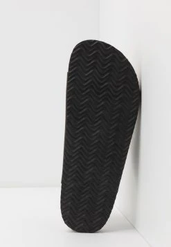 Pier One Prix d’Amis UNISEX - Chaussons ouvert homme -Promos Pier One Boutique 23e143c048ee4fd8b5e22a3556ccfbfb