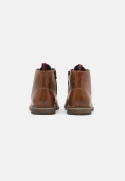 Prix Sympa Pier One LEATHER - Bottines à lacets - camel bottes rond homme -Promos Pier One Boutique 248f4646e7ed47049f0e84eb53222daa
