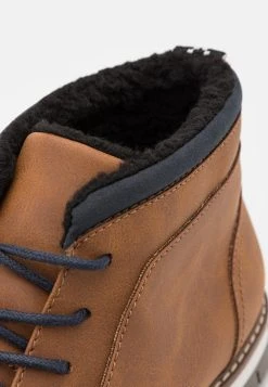 Pier One 50% Off De Vente Chaussures à lacets derbies, richelieus & chaussures bateau rond homme -Promos Pier One Boutique 27261ab2251b44c58fce994e7e4f72c4