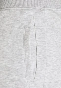 Pier One Short Prix Bradés shorts normale homme -Promos Pier One Boutique 27760cdc1542430390b3a0c8faf8420a