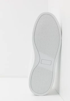 Pier One Bas Prix Baskets basses baskets & sneakers rond homme 13 Pier One Bas Prix Baskets basses baskets & sneakers rond homme -Promos Pier One Boutique 27e6652acf82490fb8d00ada2cd72528