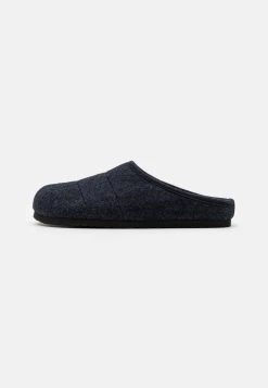 Pier One UNISEX - Chaussons Soldes rond homme 16 Pier One UNISEX - Chaussons Soldes rond homme -Promos Pier One Boutique 296858359be944a98d9d6b44e2b4dba7 1