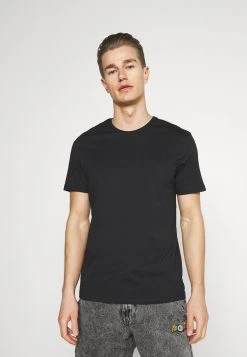 Pier One 5 PACK - T-shirt basique Prix Sacrifiés t-shirts col rond homme 25 Pier One 5 PACK - T-shirt basique Prix Sacrifiés t-shirts col rond homme -Promos Pier One Boutique 29ab074609fb45b889f176cee10cdc10