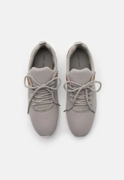 Marchandise de première qualité Pier One Baskets basses sneakers rond homme -Promos Pier One Boutique 2b0ba57dc79e4d6f8aadb3114c1093c3