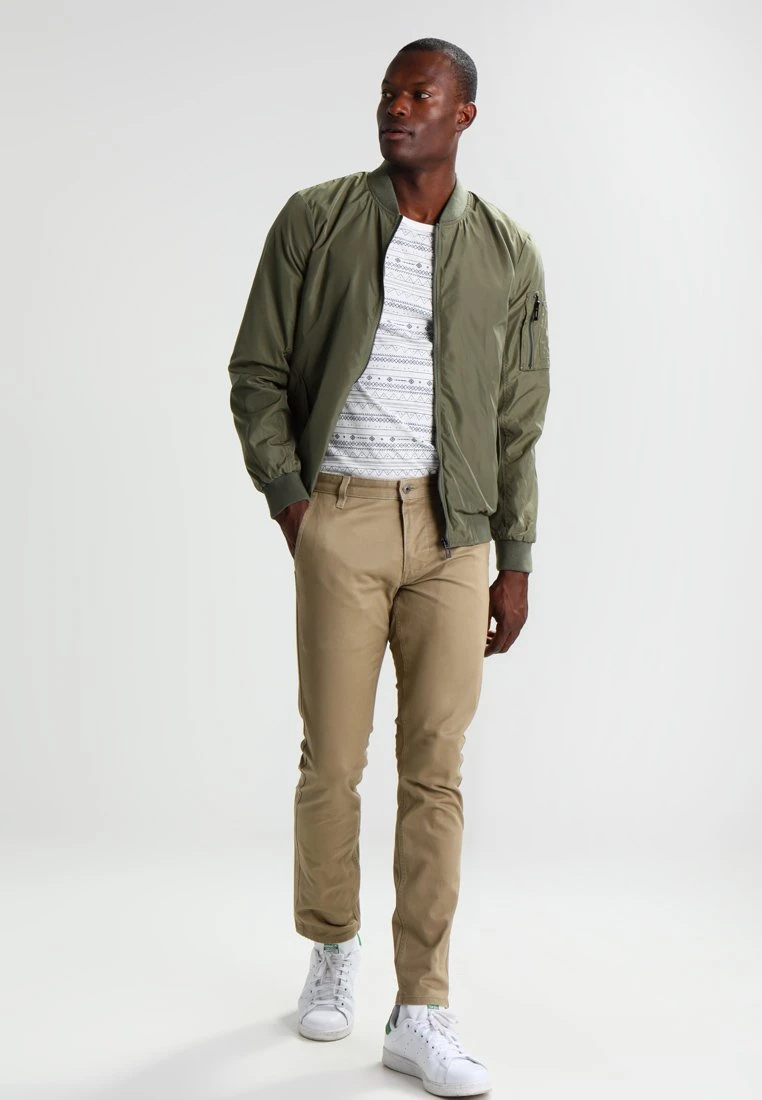 Discount En Ligne Pier One T-shirt imprimé t-shirts & polos col rond homme 4 Discount En Ligne Pier One T-shirt imprimé t-shirts & polos col rond homme – Image 2