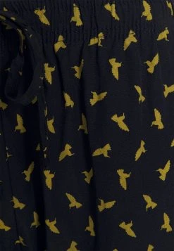 Petit Prix Pier One Pyjama pyjamas normale homme -Promos Pier One Boutique 2cc972a37ba248f8bd38adb4d9d9722e