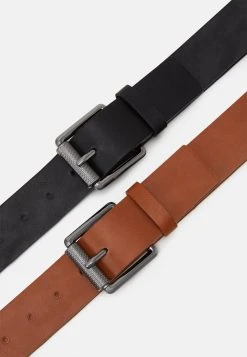 Prix Réduit Pier One 2 PACK - Ceinture ceintures boucle ardillon unisex -Promos Pier One Boutique 2e126f1c81ea497db433161d81e92f80