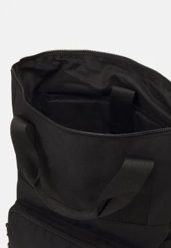 Prix Dégriffé Pier One UNISEX - Sac à dos sacs et bagages compartiment pour pc portable -Promos Pier One Boutique 2f78e7af13e64e3c807aa159483a8200