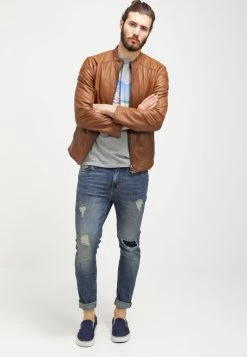 Rabais Pier One Jean slim jeans normale homme -Promos Pier One Boutique 2f8b0a199c4049e0a7aea34b886f4072