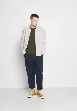 Pier One 2 PACK - T-shirt imprimé Prix Réduit t-shirts col rond homme