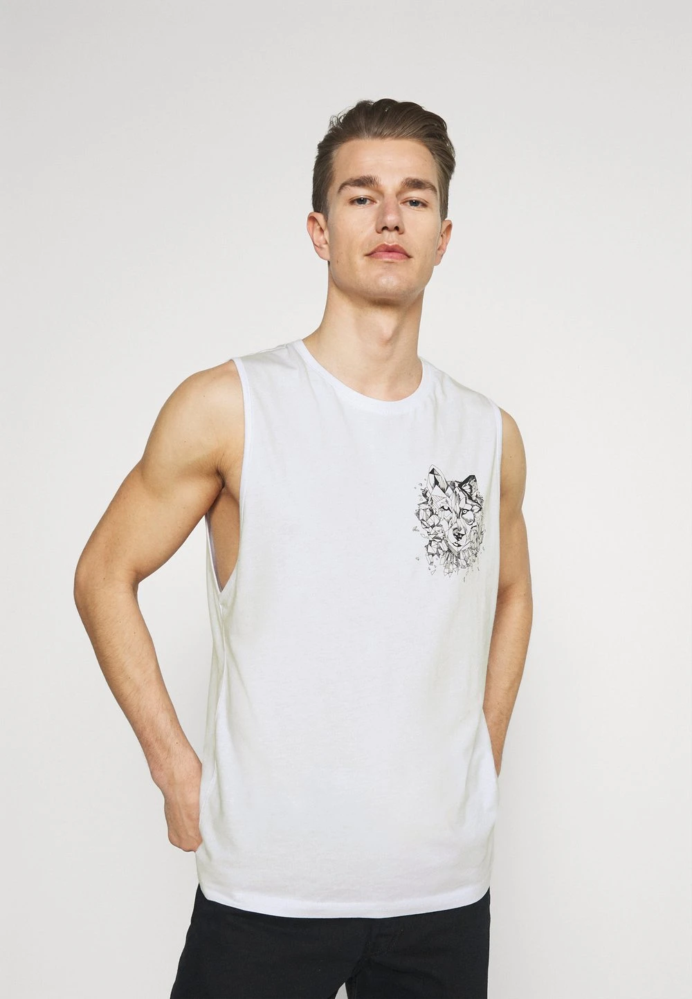 Pier One Soldes En Ligne Débardeur t-shirts col rond homme 3 Pier One Soldes En Ligne Débardeur t-shirts col rond homme