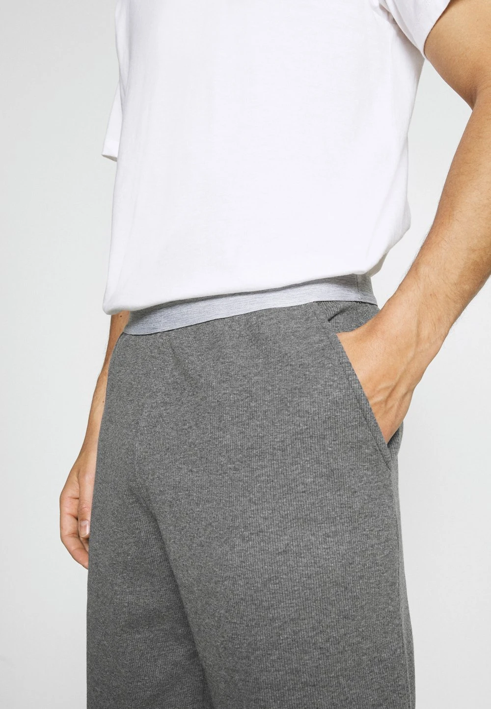 Pier One LOUNGE HENLEY SHORTS - Bas de pyjama Prix Imbattable pyjamas normale homme 7 Pier One LOUNGE HENLEY SHORTS - Bas de pyjama Prix Imbattable pyjamas normale homme â Image 5