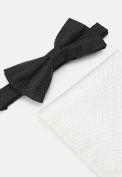 Pier One Garantie De Qualité 100% SET - Noeud papillon pochettes de costume couleur unie homme -Promos Pier One Boutique 355357e3a13048fd9dc4f2b2d0e5b0dc