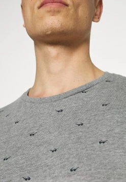 Pier One T-shirt imprimé Prix Allégé t-shirts col rond homme -Promos Pier One Boutique 357d2b4763f147f49bd89379c32e8d23