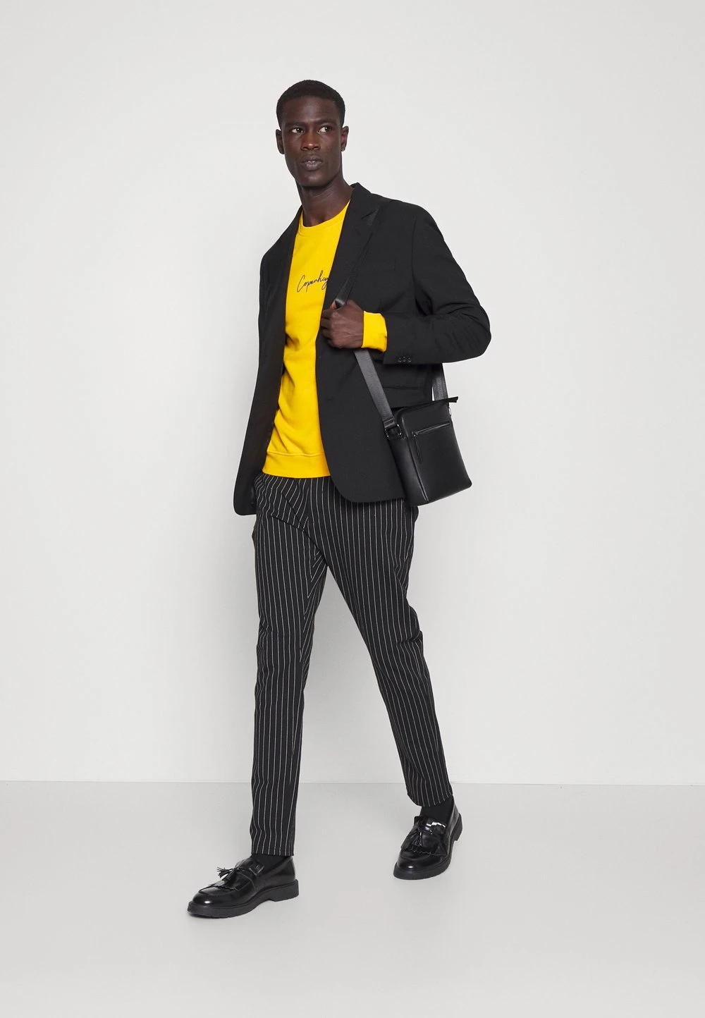 Pier One Prix Allégé Sweatshirt sweats & hoodies col rond homme 4 Pier One Prix Allégé Sweatshirt sweats & hoodies col rond homme – Image 2