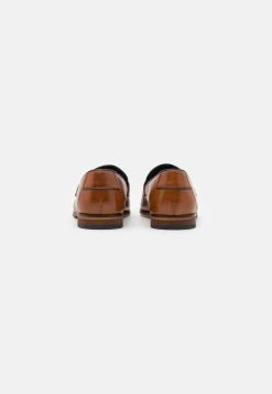 Pier One LEATHER - Mocassins Prix Malin chaussures de ville rond homme -Promos Pier One Boutique 3819b8c929cb463598498deee6dd7f3d