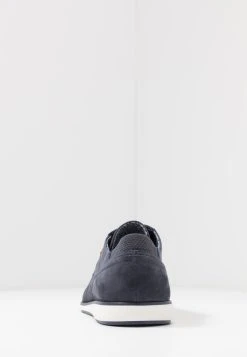 Pier One Assurance De l’Authenticité LEATHER - Chaussures à lacets derbies et richelieus rond homme 11 Pier One Assurance De l’Authenticité LEATHER - Chaussures à lacets derbies et richelieus rond homme -Promos Pier One Boutique 3ac4b44ae6a94d69be5b1d9987e8f715