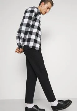 Pier One T-shirt imprimé Assurance De l’Authenticité t-shirts col rond homme -Promos Pier One Boutique 3c2bbb5926d9489e8da238c56a6fccad