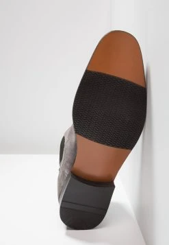 Pier One Prix Usine LEATHER - Bottines bottes rond homme -Promos Pier One Boutique 3e1181fbd38e46c399582ead506da588