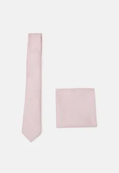 Rabais Pier One SET - Cravate pochettes de costume couleur unie homme -Promos Pier One Boutique 3f534e5a6a0e4cf6b5eea1432184eb15
