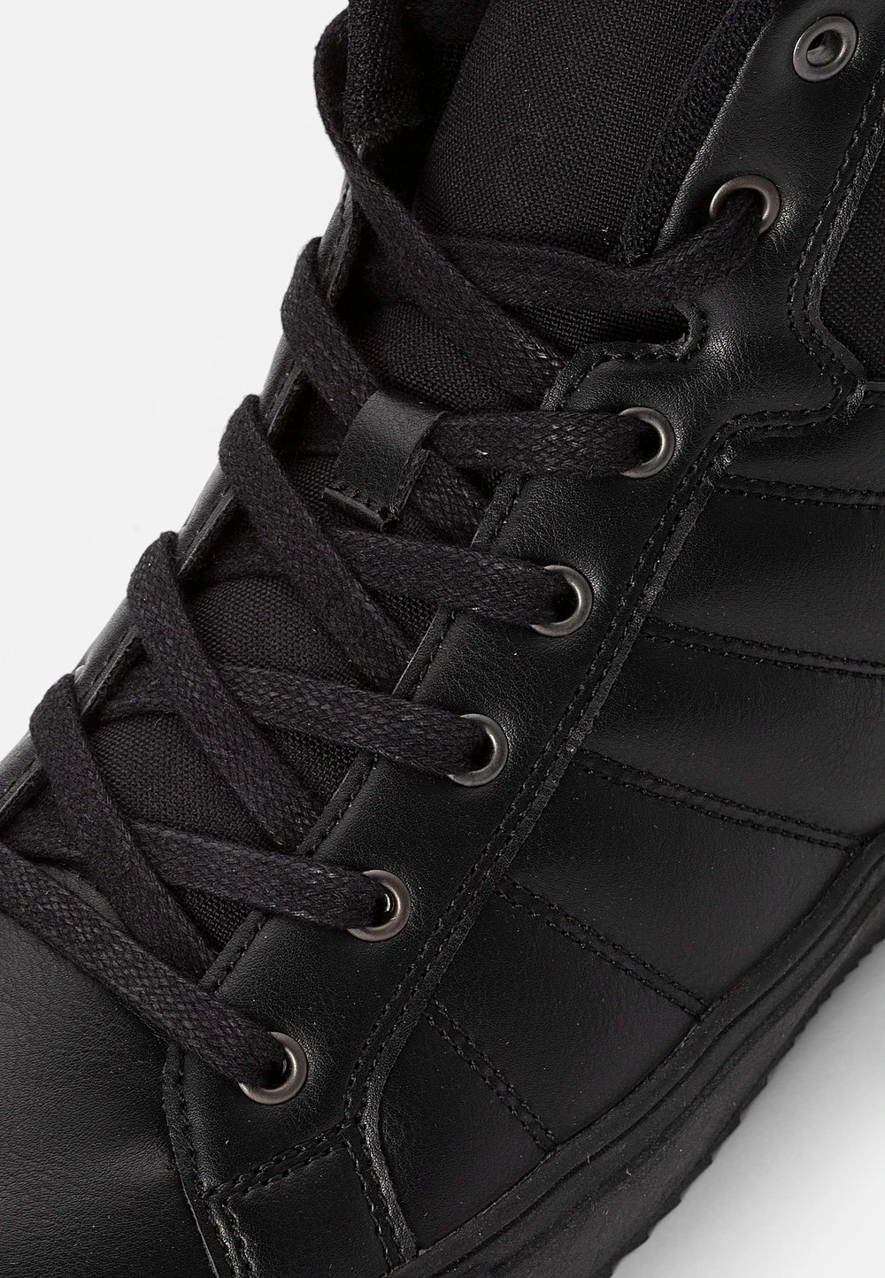 Pier One Baskets montantes Prix Sacrifiés baskets & sneakers rond unisex 8 Pier One Baskets montantes Prix Sacrifiés baskets & sneakers rond unisex – Image 6