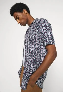 Prix Aimable Pier One Chemise chemises col revers homme 11 Prix Aimable Pier One Chemise chemises col revers homme -Promos Pier One Boutique 43188b5972074c1898fb0fb01ef00f9f