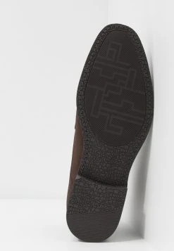 Prix Cassé Pier One Derbies derbies et richelieus rond homme -Promos Pier One Boutique 4460db8a955e40328d075129b5085d25